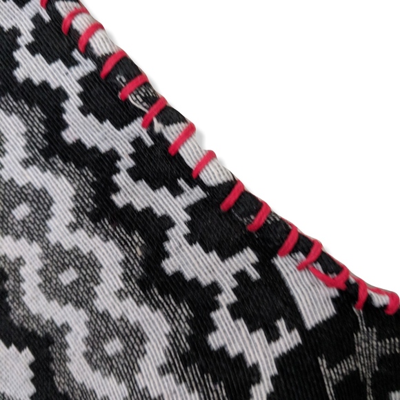 Oversized b&w poncho w hand stitching NWOT - Picture 3 of 4